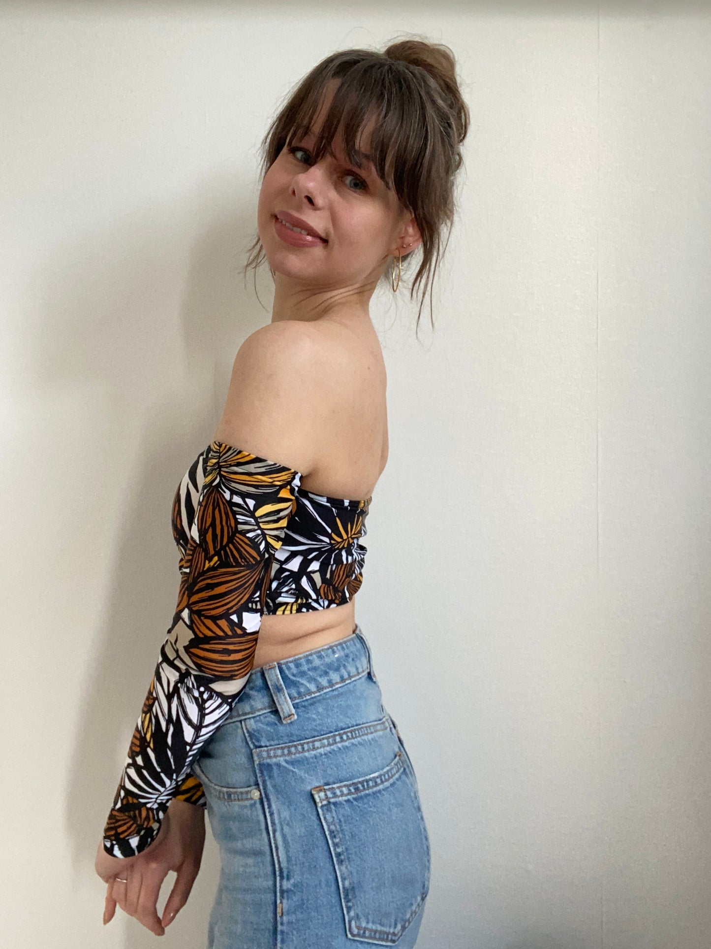 Bandeau top with sleeves