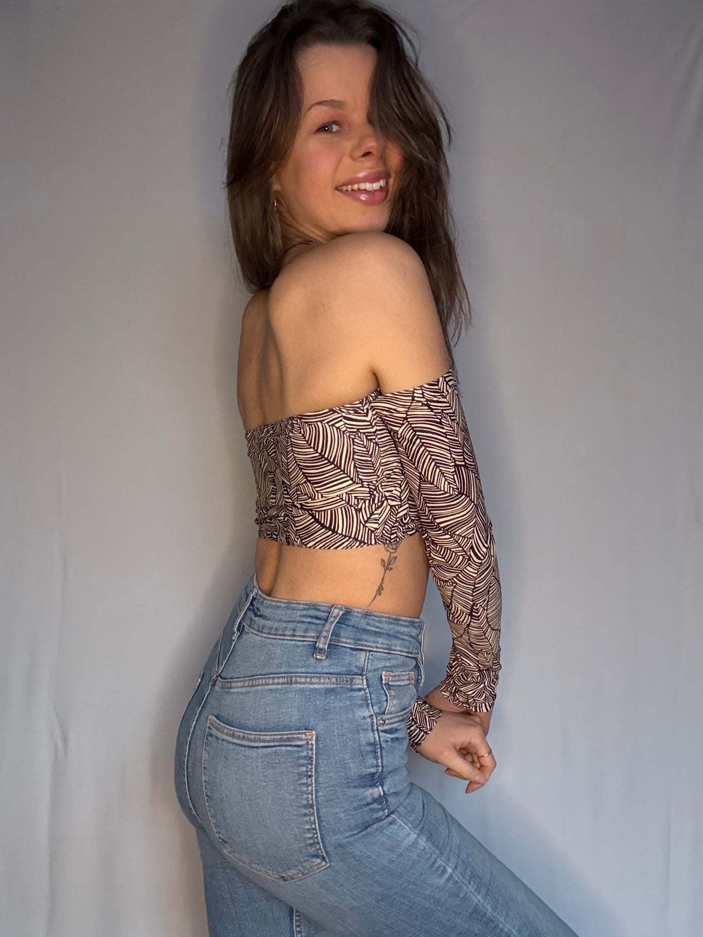 Bandeau top with sleeves