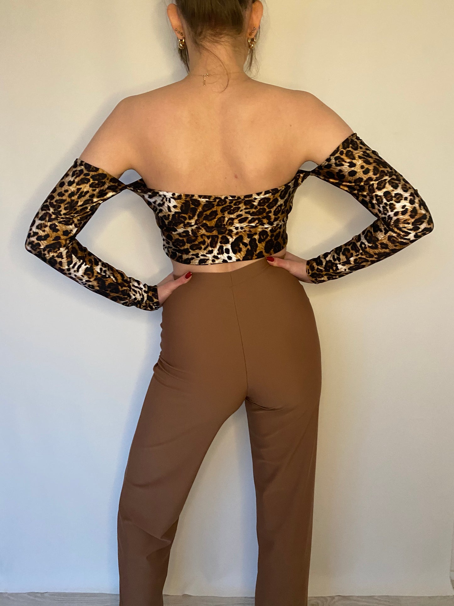 Bandeau top with sleeves leopard