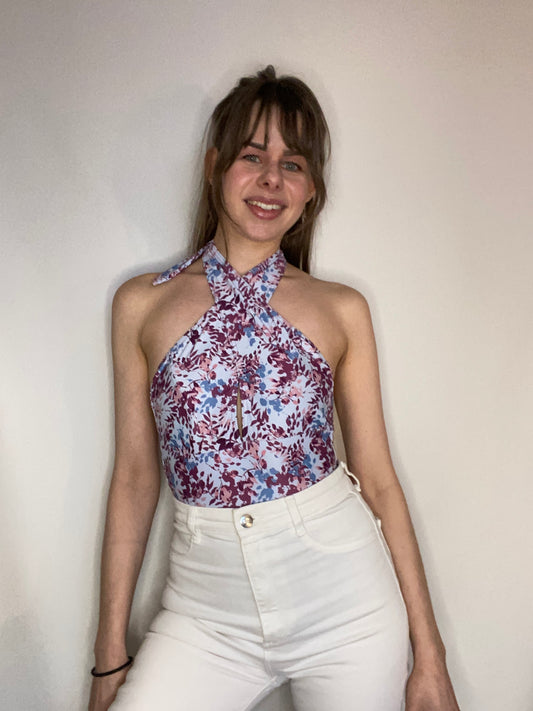Body light blue flowers