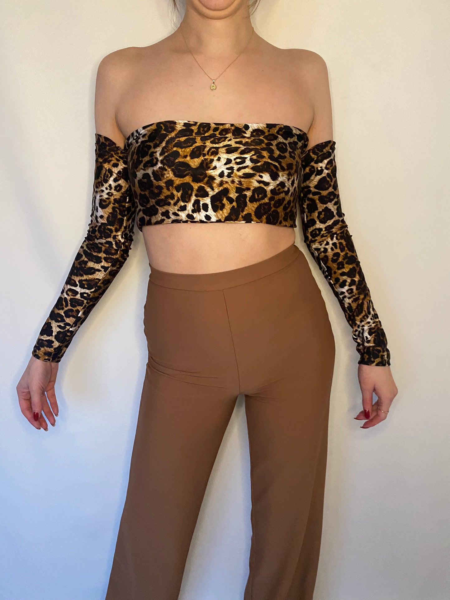 Bandeau top with sleeves leopard